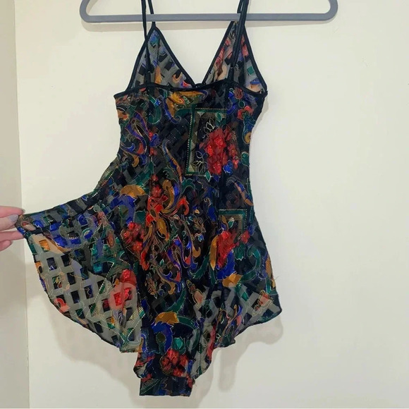 Vintage 80’s 90’s floral  Victoria Secret Gold Label One Piece bodysuit size XS - Picture 4 of 17